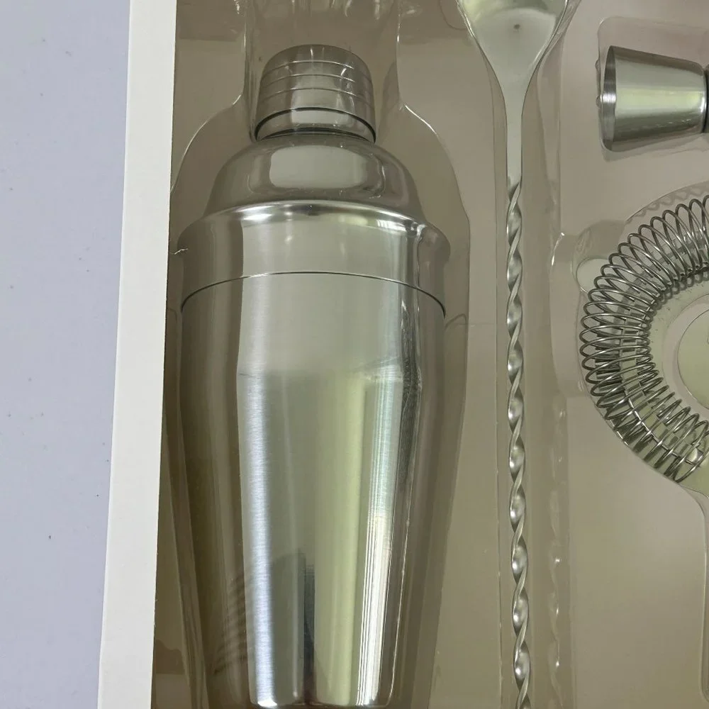 True Barware Cocktail Set Stainless Steel 4 Piece Set Shaker Jigger Strainer NIB